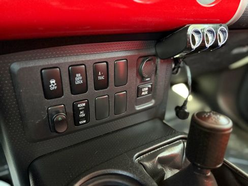 Used 2012 Toyota FJ Cruiser 4WD w/ Trail Teams Special Edition image 31