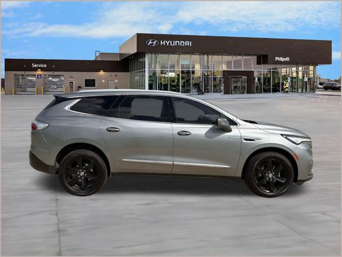Used 2024 Buick Enclave Essence w/ Sport Touring Edition FWD image 8
