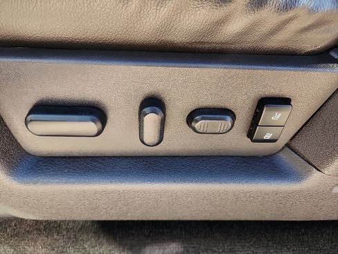 Used 2012 Ford F150 FX4 w/ FX Luxury Pkg image 13