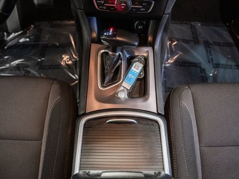 Used 2022 Dodge Charger SXT image 19