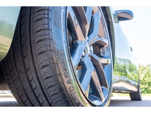 Used 2022 Dodge Charger SXT w/ Blacktop Package image 9