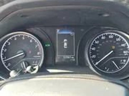 Used 2022 Toyota Camry SE w/ Convenience Package FWD image 11