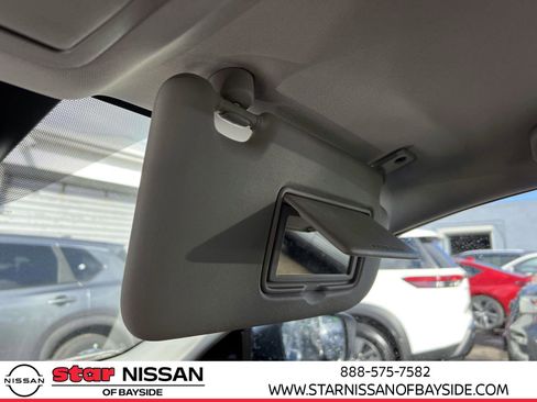 Used 2020 Nissan Rogue Sport S image 31