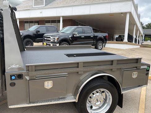 New 2026 Ford F450 Lariat AWD/4WD image 9