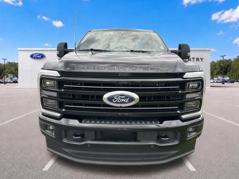 Used 2026 Ford F250 Platinum w/ FX4 Off-Road Package AWD/4WD image 5
