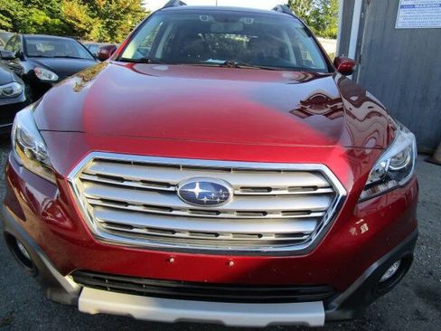 Used 2018 Subaru Outback 2.5i Limited image 2