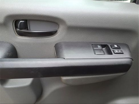 Used 2021 Nissan NV 1500 SV image 11