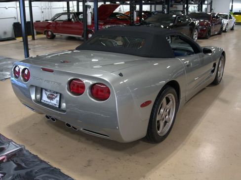 Used 2001 Chevrolet Corvette Convertible w/ Preferred Equipment Group2 image 5