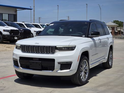 New 2025 Jeep Grand Cherokee L Summit image 7