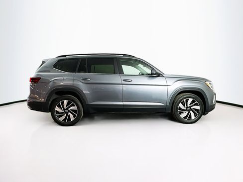 Used 2025 Volkswagen Atlas SE image 10