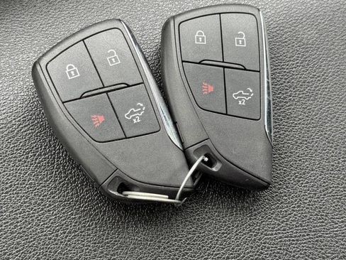 Used 2025 Chevrolet Silverado 2500 W/T w/ WT/CX Safety Package AWD/4WD image 18