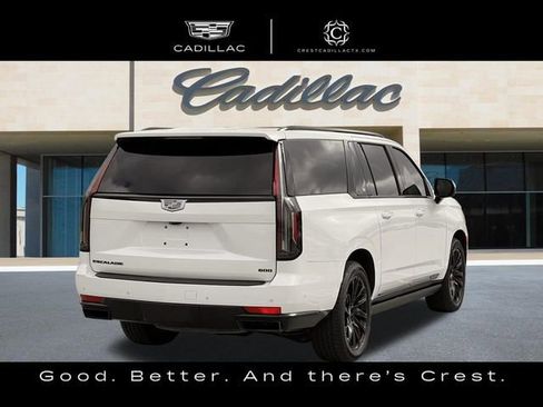 Used 2022 Cadillac Escalade ESV Sport w/ Touring Package image 3