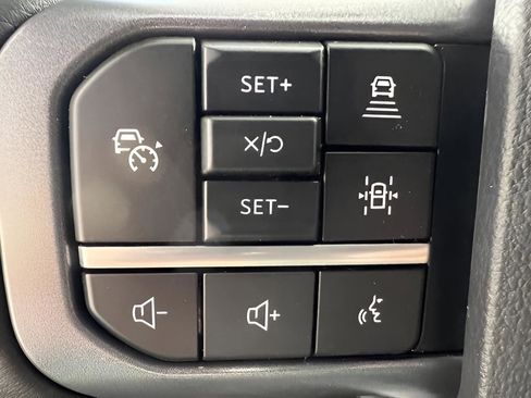 Used 2025 Ford F150 XLT w/ Equipment Group 302A MID image 15