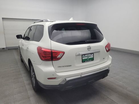 Used 2020 Nissan Pathfinder SL FWD image 5