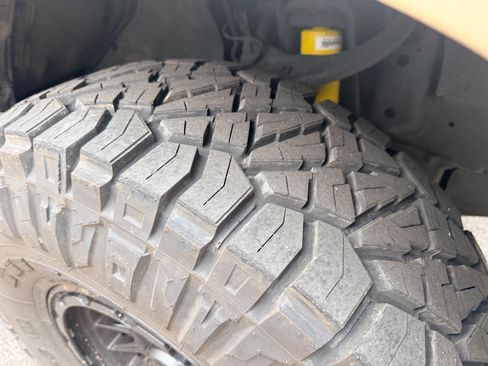 Used 2001 Lexus LX 470 4WD image 16