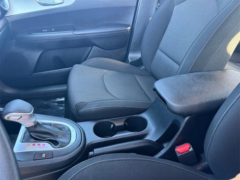 Certified 2023 Kia Forte LXS image 31