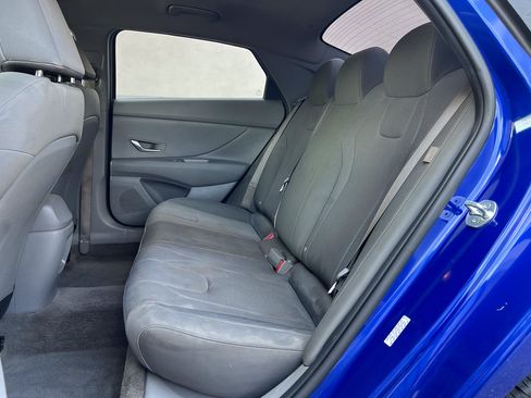 Used 2024 Hyundai Elantra SE FWD image 21