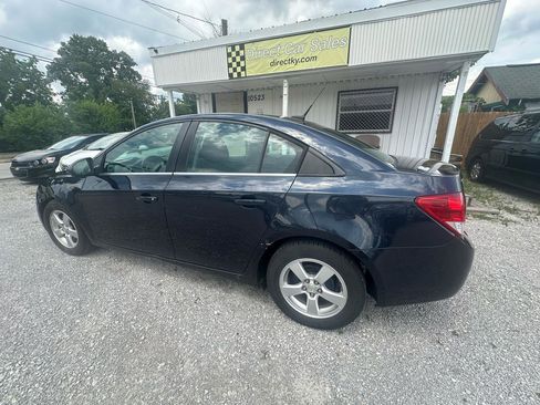 Used 2014 Chevrolet Cruze LT FWD image 4