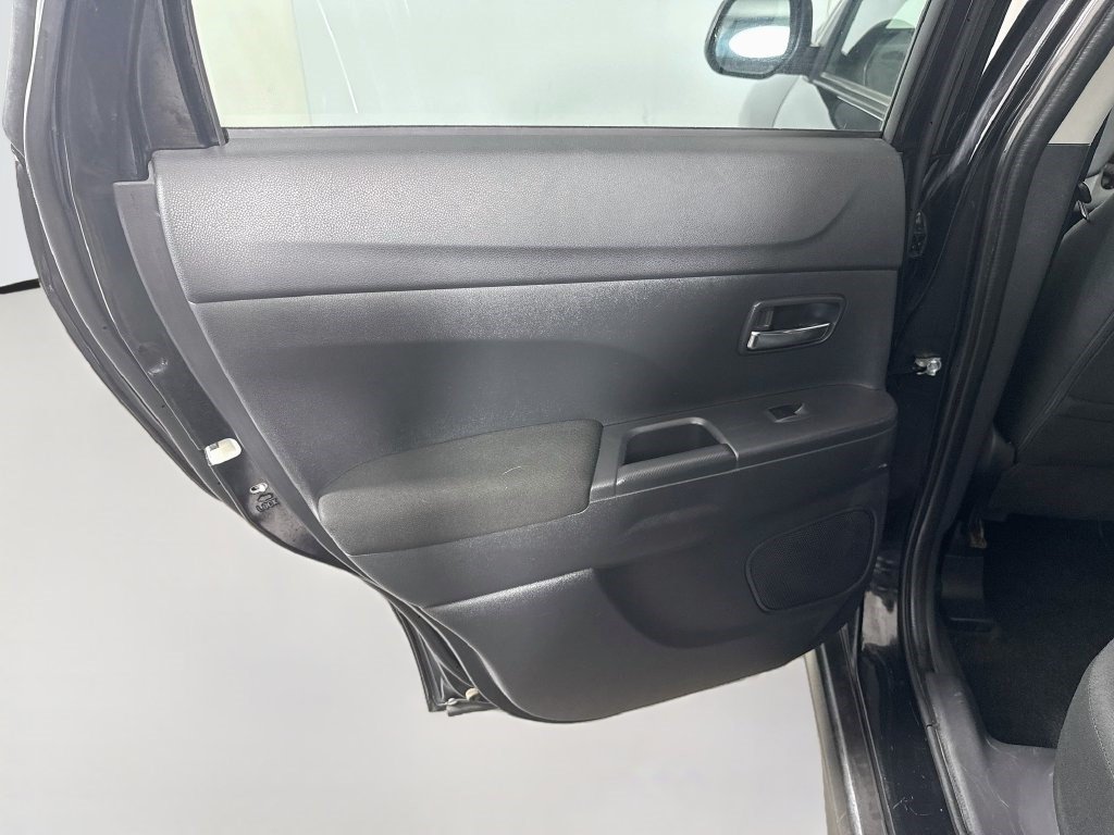 Used 2024 Mitsubishi Outlander Sport AWD image 24
