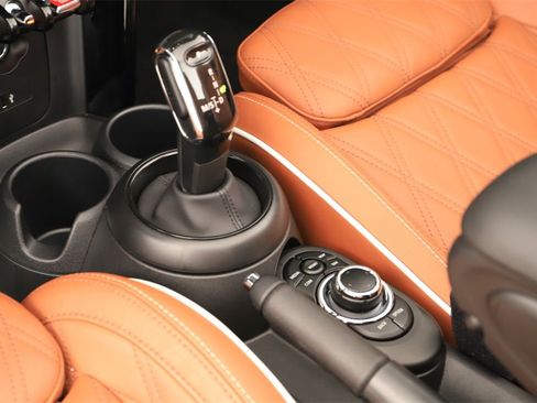 Used 2024 MINI Cooper S w/ Signature Upholstery Package image 17