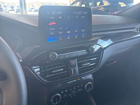 Used 2025 Ford Escape ST-Line image 26