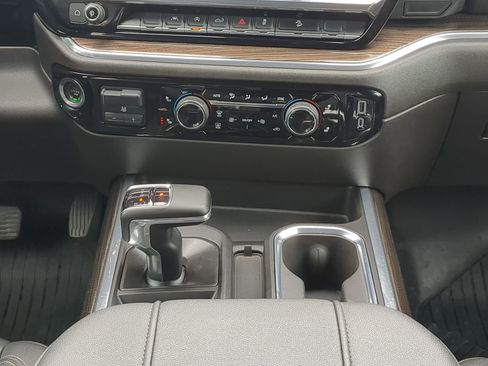 Used 2023 Chevrolet Silverado 1500 LT w/ All Star Edition Plus image 18