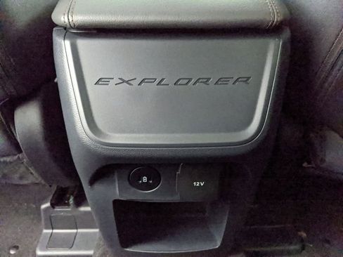 New 2025 Ford Explorer Active image 19