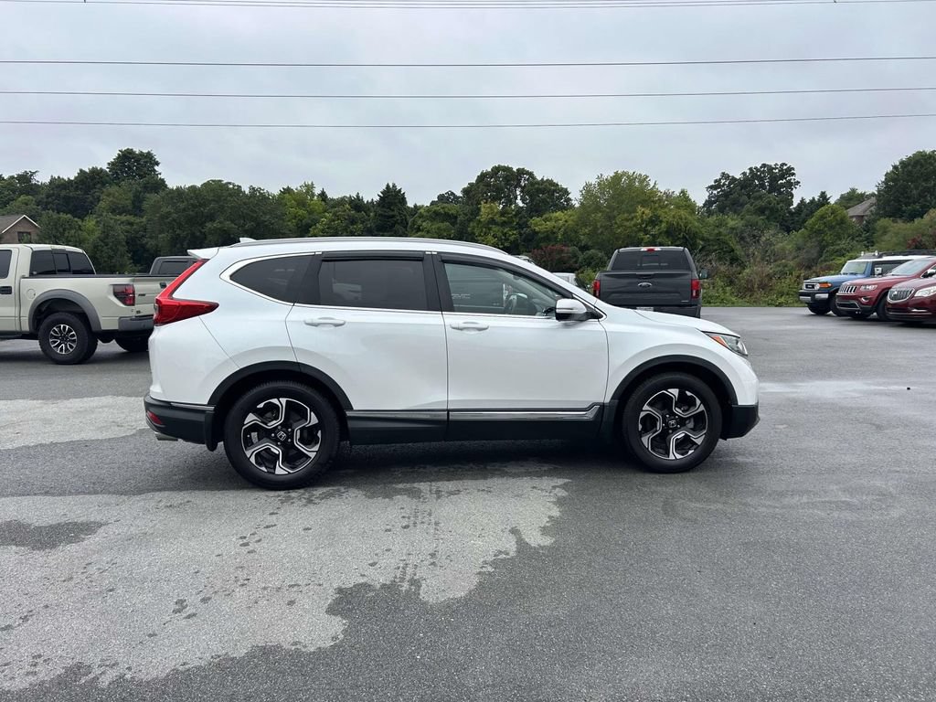 Used 2019 Honda CR-V Touring image 4