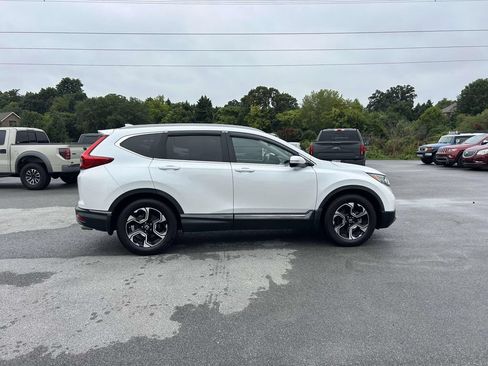 Used 2019 Honda CR-V Touring image 4