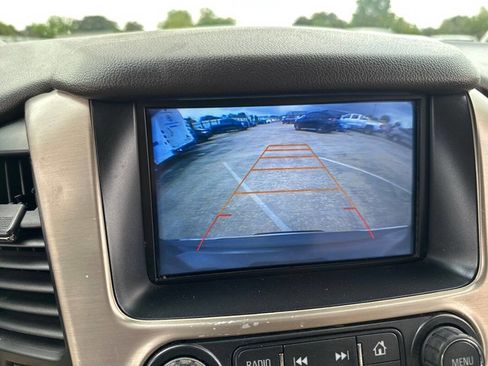 Used 2017 GMC Yukon Denali w/ Open Road Package AWD/4WD image 15