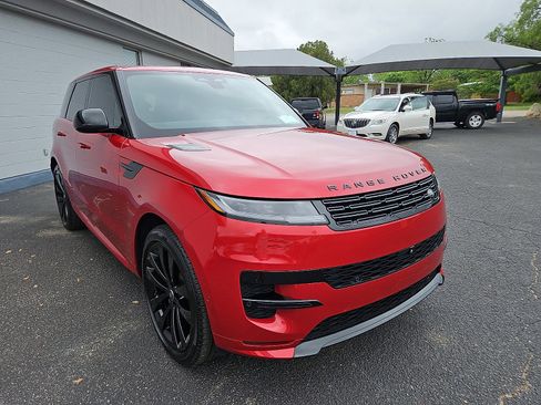 Used 2025 Land Rover Range Rover Sport Dynamic SE AWD/4WD image 5
