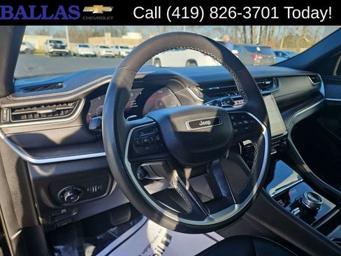Used 2024 Jeep Grand Cherokee L Limited w/ Luxury Tech Group II AWD/4WD image 10