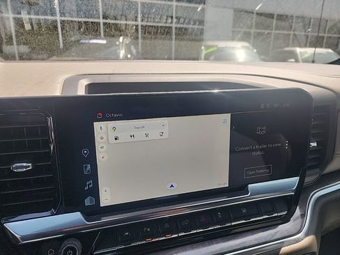 Used 2023 Chevrolet Silverado 1500 LTZ image 9