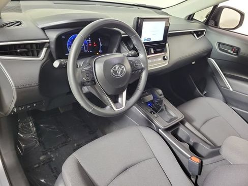Used 2026 Toyota Corolla Cross LE w/ Moonroof Package FWD image 18