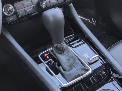 New 2026 Jeep Compass Limited image 31