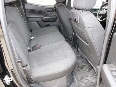 Used 2024 GMC Canyon Elevation w/ Convenience Package image 17