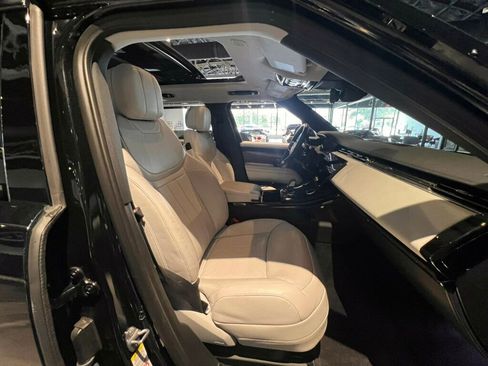 Used 2023 Land Rover Range Rover SE AWD/4WD image 30