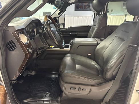 Used 2015 Ford F250 Platinum AWD/4WD image 8