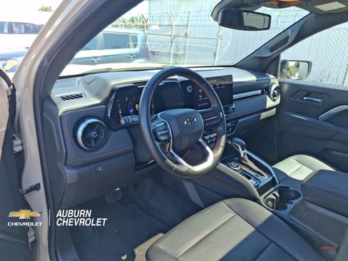 Used 2023 Chevrolet Colorado Z71 w/ Z71 Convenience Package 2 AWD/4WD image 15