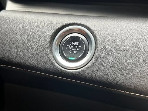 Used 2024 Cadillac Escalade ESV Sport AWD/4WD image 35