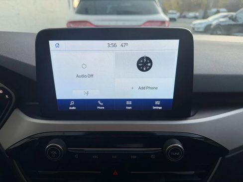 Used 2021 Ford Escape SEL image 18