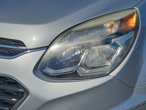 Used 2017 Chevrolet Equinox Premier FWD image 27
