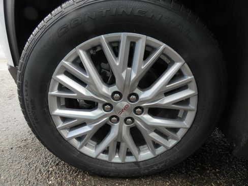 New 2026 GMC Acadia Elevation w/ Elevation Premium Package AWD/4WD image 8