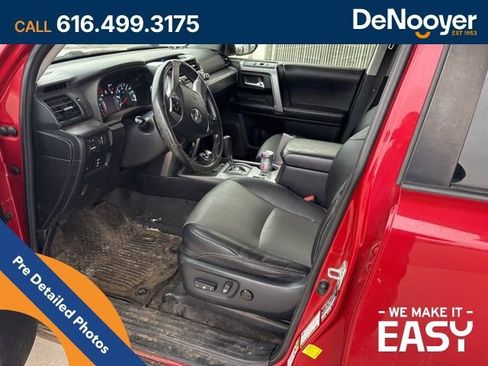 Used 2016 Toyota 4Runner SR5 Premium image 8