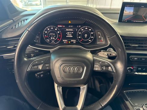 Used 2017 Audi Q7 3.0T Prestige w/ Prestige Package AWD/4WD image 24