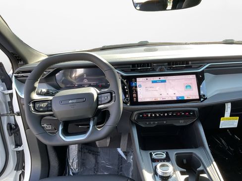 New 2026 Jeep Cherokee Limited image 10