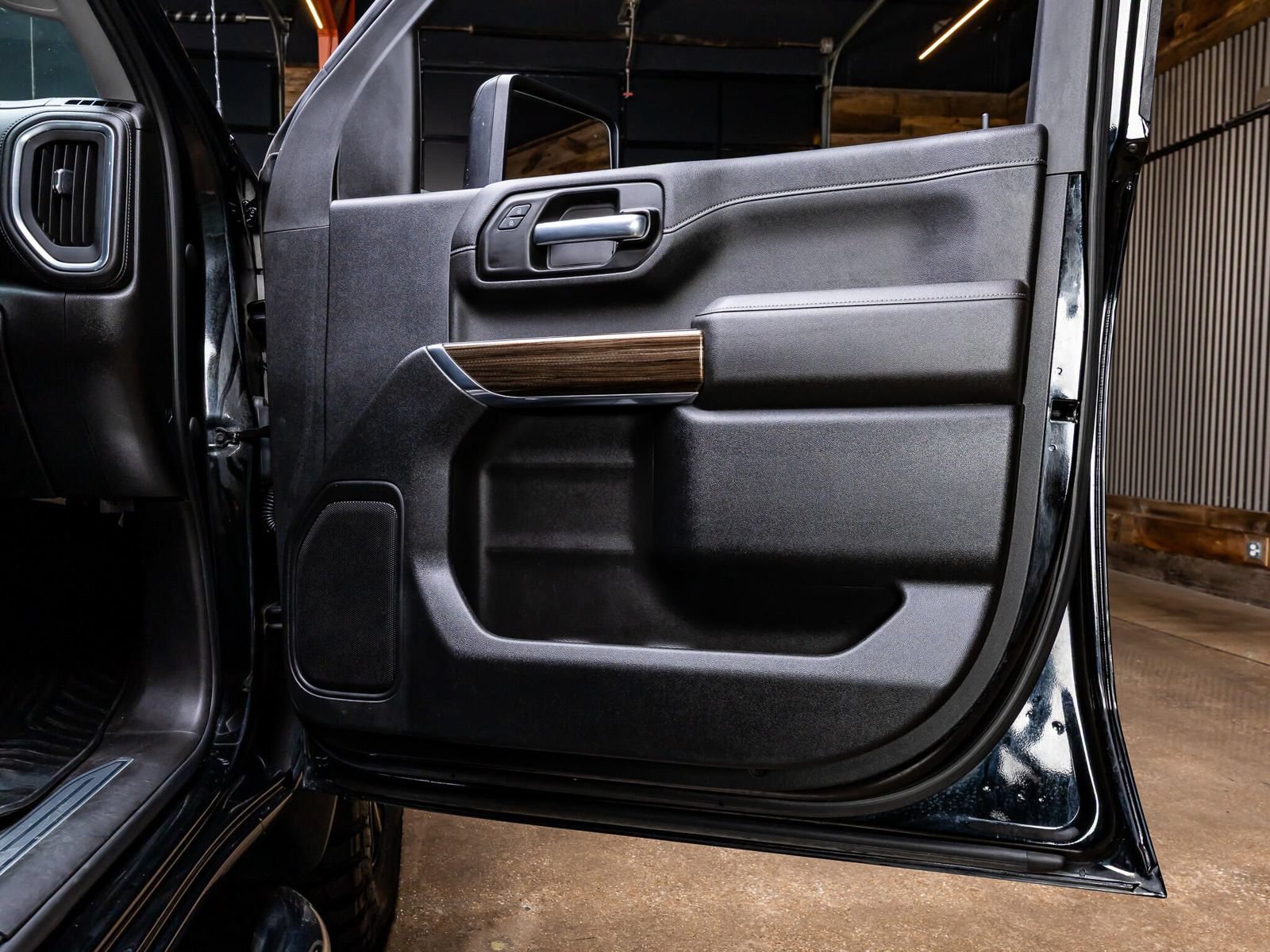 Used 2021 Chevrolet Silverado 2500 LT w/ All Star Edition AWD/4WD image 33