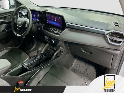 Certified 2024 Chevrolet TrailBlazer LT AWD/4WD image 26