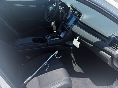 Used 2021 Honda Civic Sport image 10