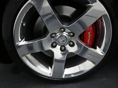 Used 2006 Dodge Viper SRT-10 image 21